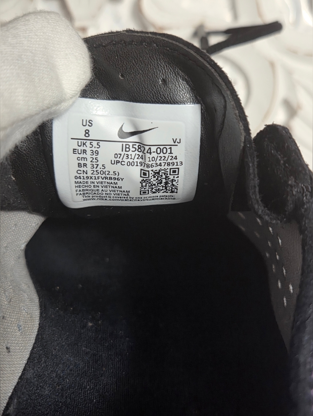 Nike Air SuperFly In Black/Metallic Silver, Size 8 - Picture 10 of 11